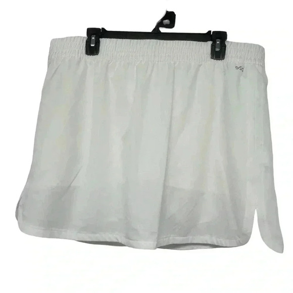 DSG SKORTS WOMENS XL BUNDLE OF TWO STRIDE PURE WHITE PICKLEBALL GOLF TENNIS - Picture 3 of 8